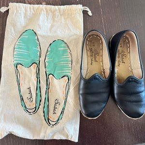 Sabah black flats size 38